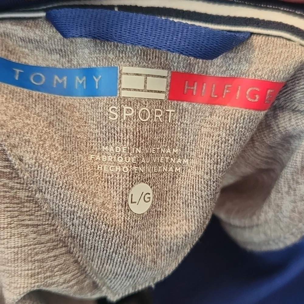 Tommy Hilfiger men's 1/4 zipped athletic pullover